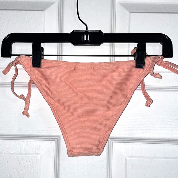 NEW SWIMWEAR | 2 piece Coral - Picture 4 of 7